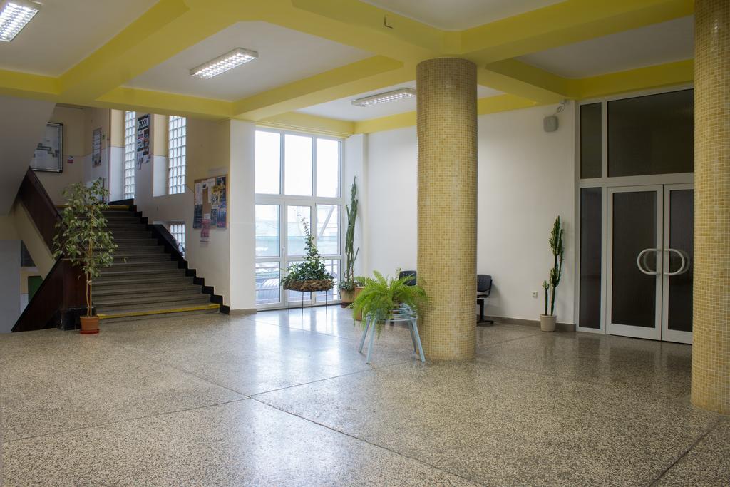 Sd Urbankova 2 Hostel โกชิเซ ภายนอก รูปภาพ